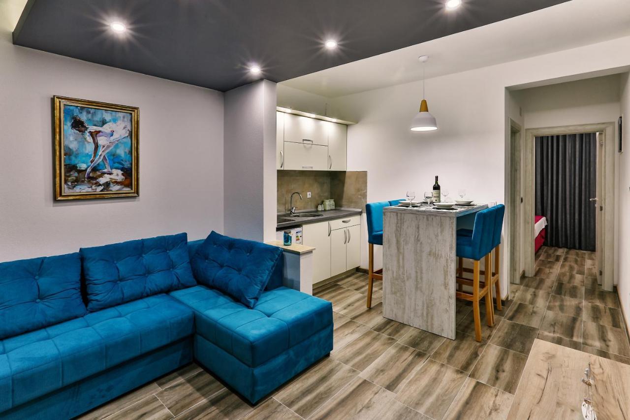 De Lux Apartments Luka Бар Экстерьер фото