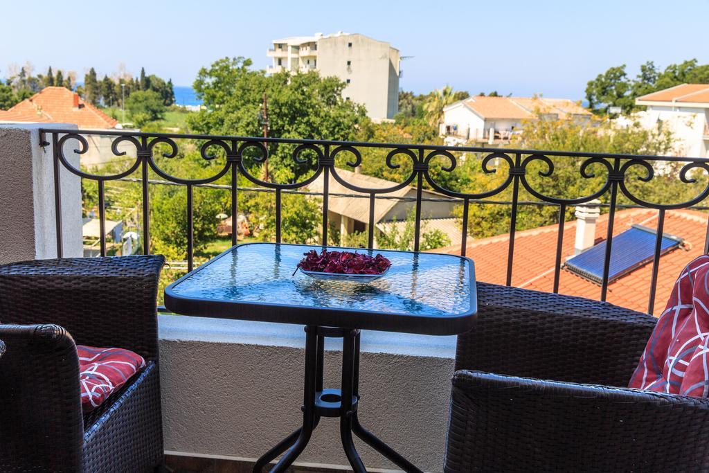 De Lux Apartments Luka Бар Экстерьер фото