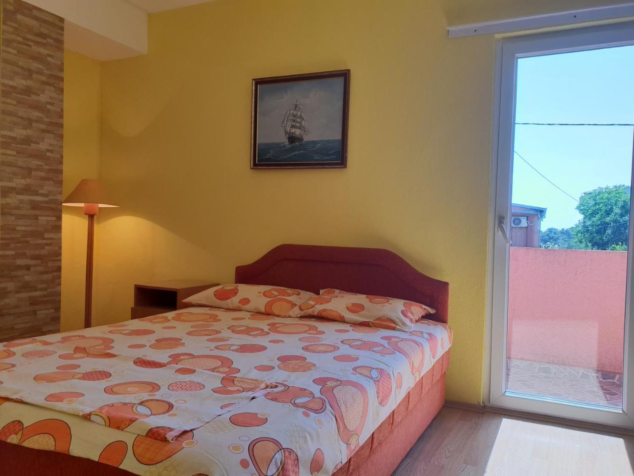 De Lux Apartments Luka Бар Экстерьер фото